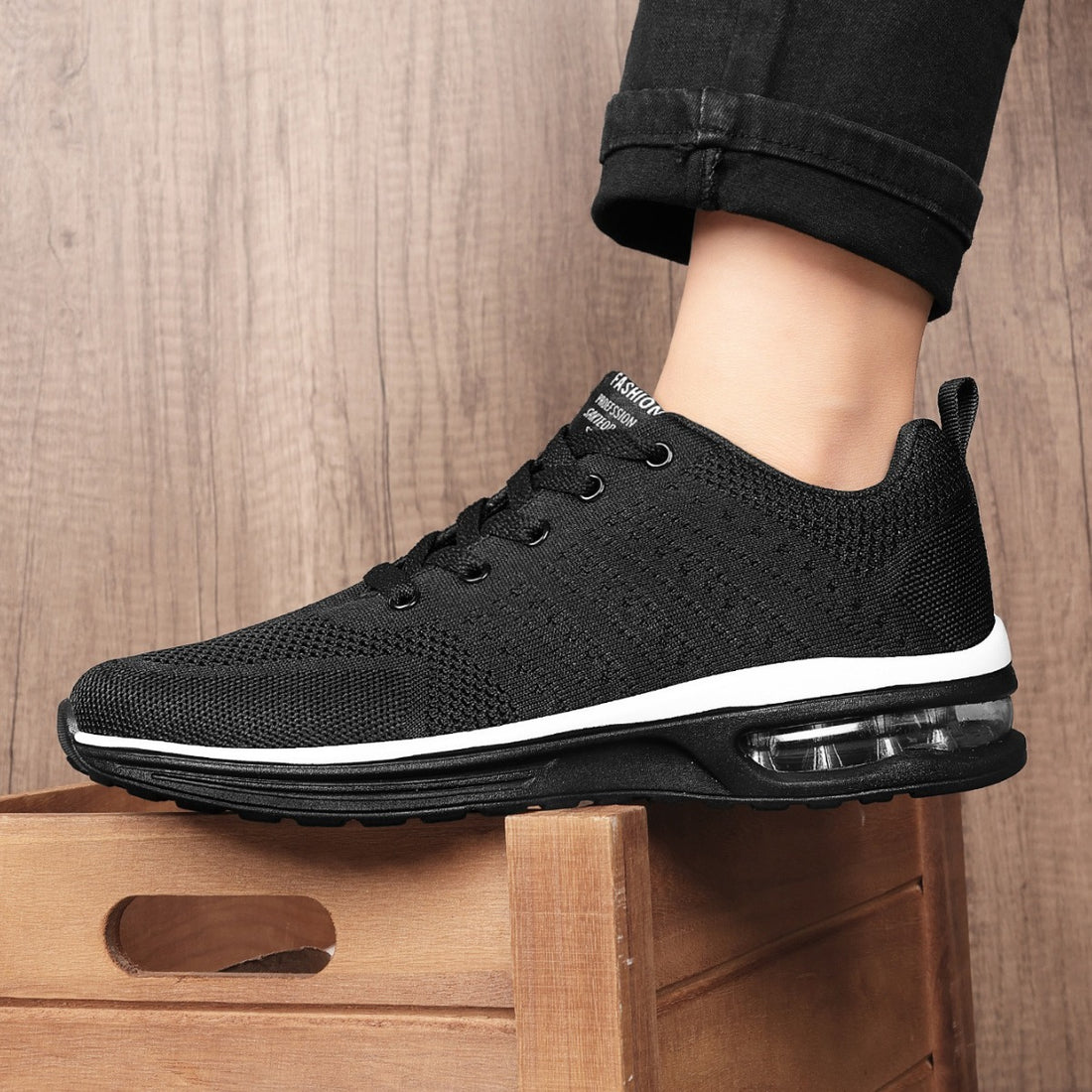 Casual Flyknit Breathable Light Running Shoes