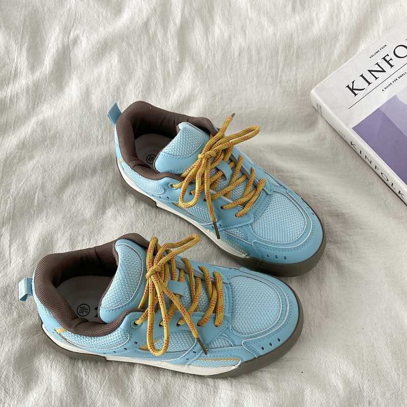 Blue Platform Breathable Bread Board Shoes for Women – Comfortable and Stylish Casual Footwear