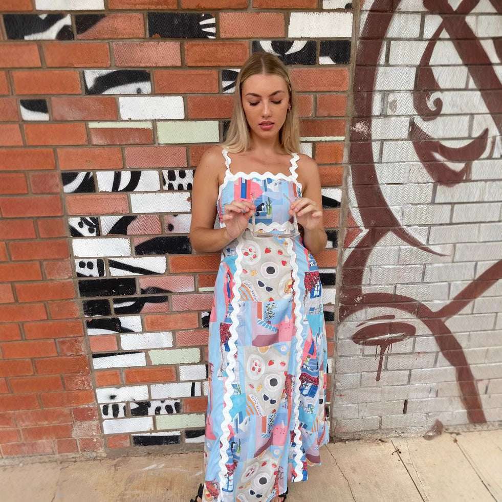 Floral Spaghetti Strap Dress – Elegant Lace Stitching Summer Outfit